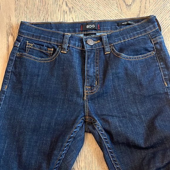 Urban Outfitters BDG Mid Rise Twig Ankle Skinny Jeans Size 27 x 29 NWOT - Picture 4 of 9